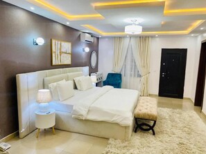 コンフォート アパートメント | 1 室のベッドルーム、WiFi (無料)