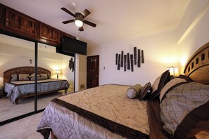 1 bedroom, iron/ironing board, WiFi, bed sheets - Enjoy Your Vacation In This Elegant Remodeled Condominium! (Cabo San Lucas)