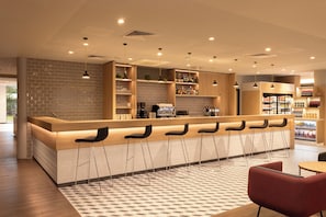 Bar (on property) - Holiday Inn Express Brussels Airport by IHG (Machelen)