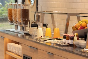 Petit déjeuner buffet compris tous les jours