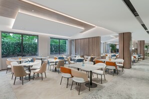 Restaurant - Holiday Inn Express Xi An North Station by IHG (Xi'an)