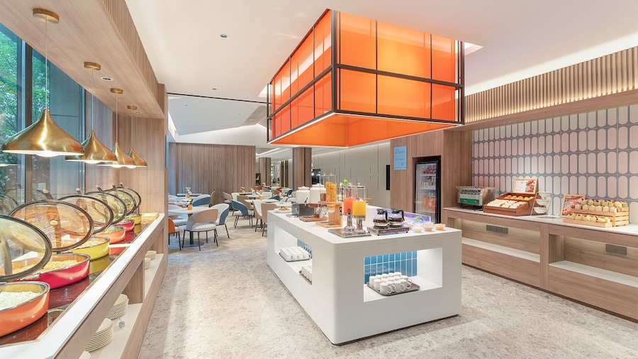 Holiday Inn Express Xi An North Station by IHG