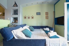Studio | 1 bedroom, desk - Lilly s Seaview Studio (South Pelion)