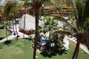 Pool - A-401 Vacation In This Beautiful 2 Bedroom Condominium! (Cabo San Lucas)