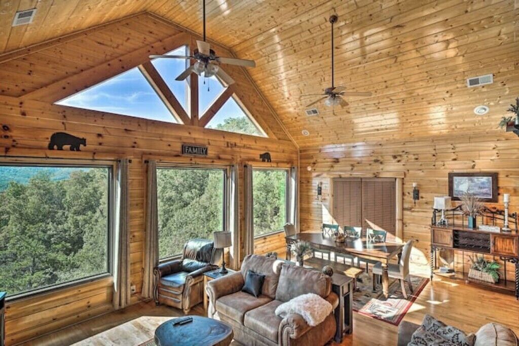 TV, caminetto, videogiochi