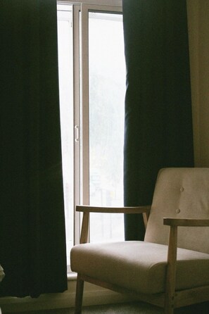 Apartment | View from property - London Gem - Chic Apartment Retreat (London)