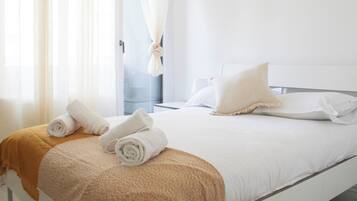 2 chambres, fer et planche Ă repasser, Wi-Fi, draps fournis