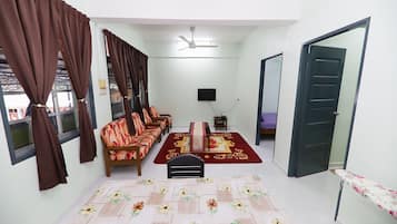 Habitación, 3 habitaciones | Vista desde la habitación