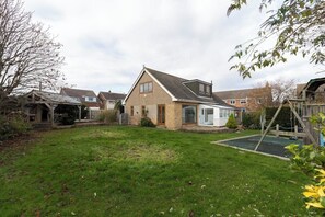 Exterior - Seaside Haven for all the family (Marske-by-the-Sea)