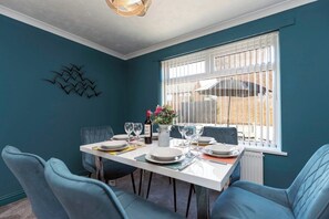 Dining - Spacious 3 Bedroom Home in Guisborough (Redcar and Cleveland)