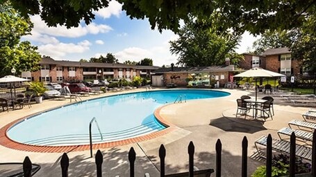Fountain Parc By Landing - Image 7