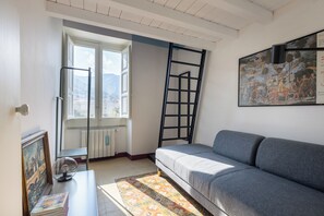 Apartment, Balcony | Living area | 32-inch TV with digital channels - Charming House in Cefalù (Cefalù)