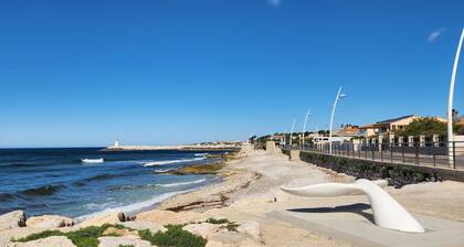 Villa FAĂSSO Bas - appartement 6 places & terrasse - Sausset les pins-CĂŽte bleue