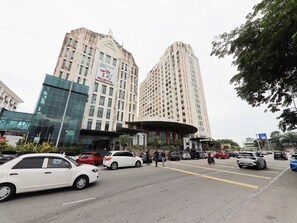 Front of property - Hotel O KTC Studio Apartment By MY Gunung (Kota Bharu)