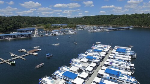Spectacular 3BR Home Close To Beautiful Lake Cumberland!