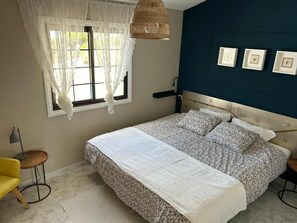 3 quartos, ferros/tábuas de passar roupa, berço de viagem, Wi-Fi