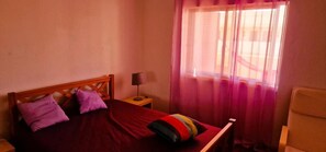 2 quartos, ferros/tábuas de passar roupa, berço de viagem, Wi-Fi