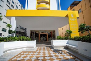 Entrada al alojamiento