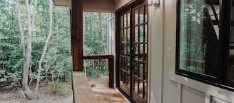 Tree House Wren at Fall Creek Falls State Park - Hot Tub, Grill, Outdoor Shower!