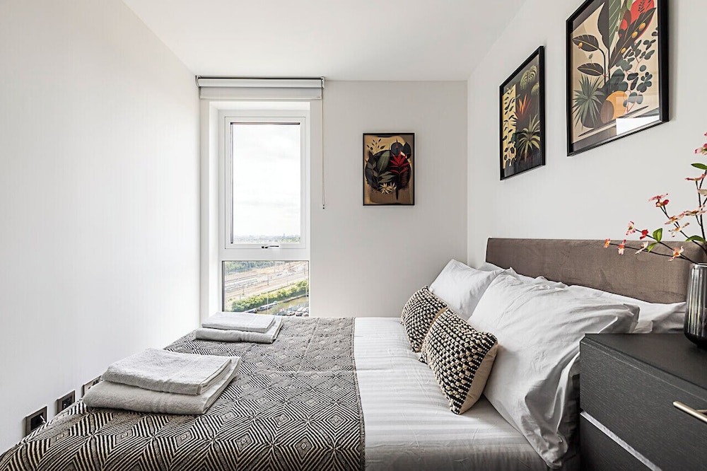 View of 1505/3-5 St Kilda Road, St Kilda, Vic 3182 - Apartment for Rent ...