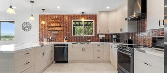 Desert Nova l Joshua Tree l Yucca Valley