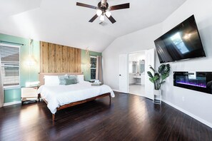 5 多间卧室、熨斗/熨衣板、免费 WiFi、床单