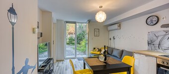 Bumblebee Flat Zagreb