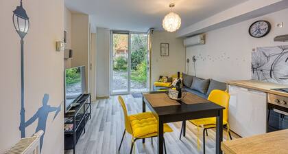 Bumblebee Flat Zagreb