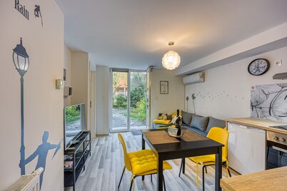 Bumblebee Flat Zagreb
