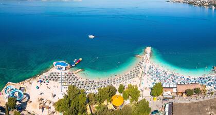 Lovely Holiday Home By The Sea