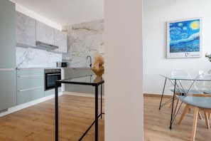 Apartment | Private kitchen | Fridge, oven, stovetop, dishwasher - Modern apt With Balcony, 12 min Walk to the Beach (Split)