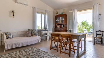 House | 2 bilik tidur