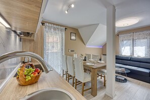 4 bedrooms