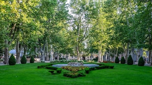 Villa | 1 bedroom - Modern Apartment With Bikes and PS4 (Zagreb)