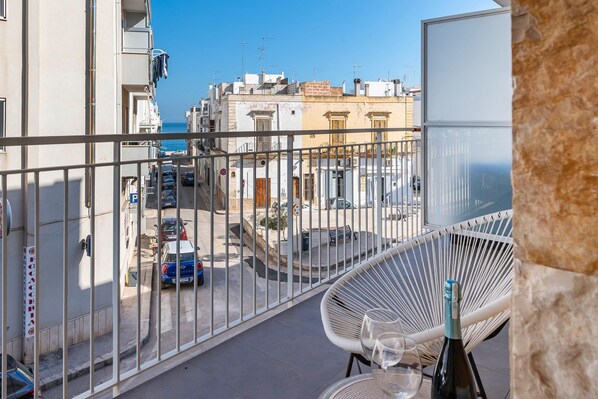 Apartment | 2 bedrooms - Marina Apartment 100m From Sea (Polignano a Mare)