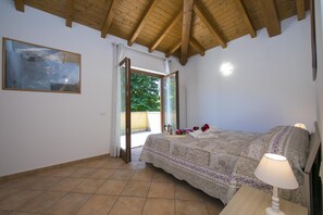 Apartment | 2 bedrooms - Le Betulle Garden in Laveno (Laveno Mombello)