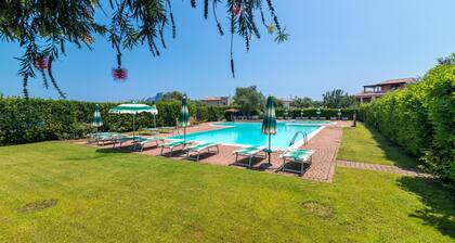 Il Borgo Vip D2 700 Mt From The Beach