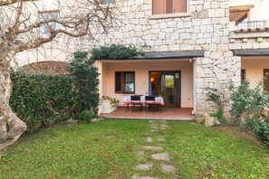 Villa | 2 bedrooms - Il Borgo Vip D2 700 Mt From The Beach (Loiri Porto San Paolo)