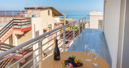 Casa Golf a 200 mt Dal Mare