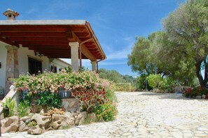 Villa | 4 bedrooms - Bella Vista House With Sea View (Olbia)