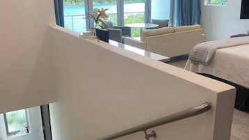 1 bedroom, in-room safe, iron/ironing board, WiFi (free)