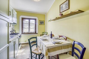 Apartment | 2 bedrooms - Maramaldo Tignatello Shared Pool Chianti (Castelfiorentino)