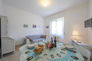 Apartment | 2 bedrooms - Casa Al Caprifoglio in Ispra (Ispra)