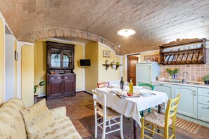 Apartment | 1 bedroom - Maramaldo Morellino Shared Pool Chianti (Castelfiorentino)