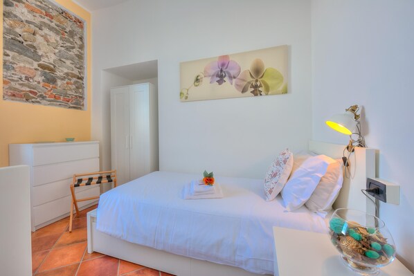 Room - La Dolce Vita Pied Dans L Eau (Arona)