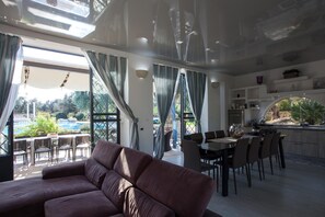 Villa | 4 bedrooms - Tenuta Bouganville With Garden And Pool (Carpignano Salentino)