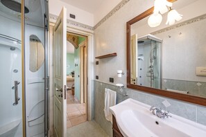Apartment | 2 bedrooms - Beautiful Apt With Seaview Terrace (Pisciotta)