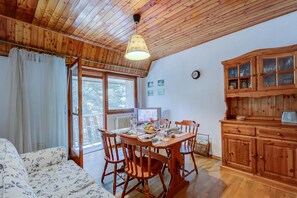 1 bedroom - La Tana Dello Scoiattolo Skiing Nearby (Bardonecchia)