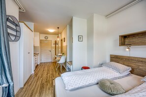 Room - Apartments Jantar Studio 1 (Novo Mesto)