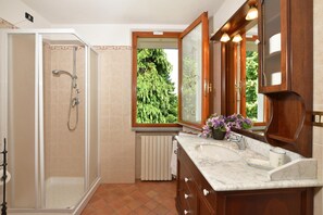 House | 6 bedrooms - Villa Medicina in Medicina (Pescia)